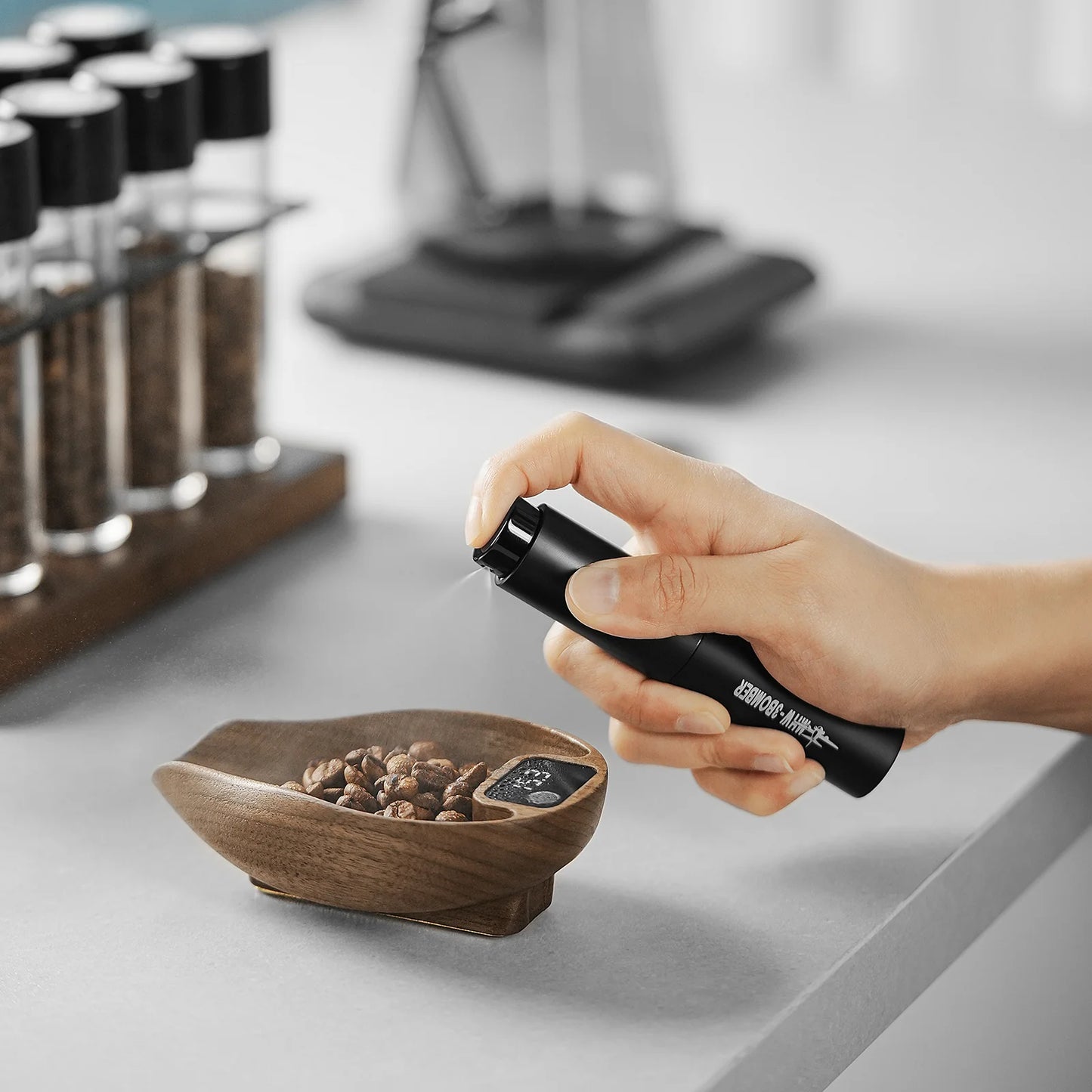 MHW-3BOMBER OVO COFFEE SCALE & RDT SPRAY SET
