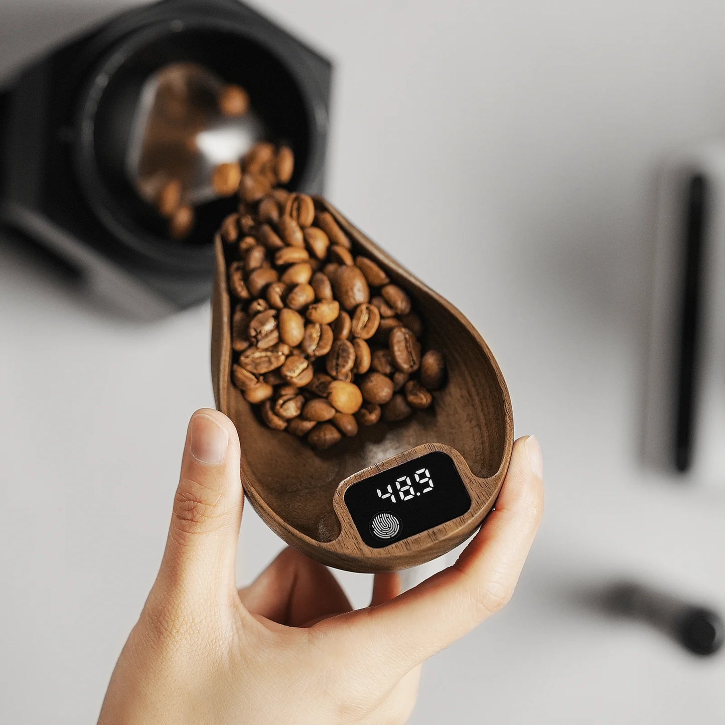 MHW-3BOMBER OVO COFFEE SCALE & RDT SPRAY SET