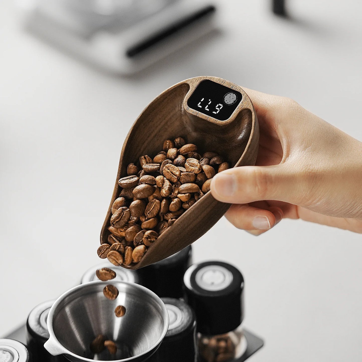 MHW-3BOMBER OVO COFFEE SCALE & RDT SPRAY SET
