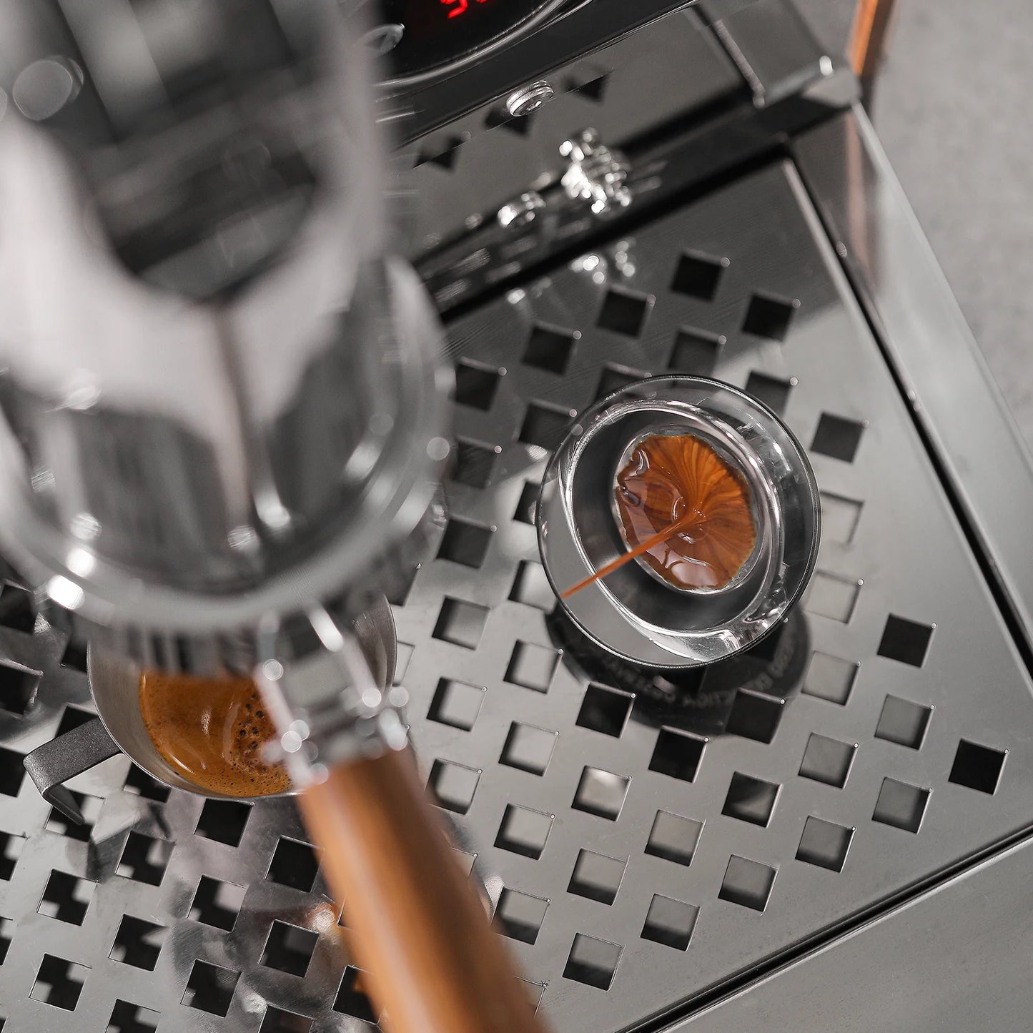 MHW-3BOMBER ESPRESSO SHOT BLACK MIRROR