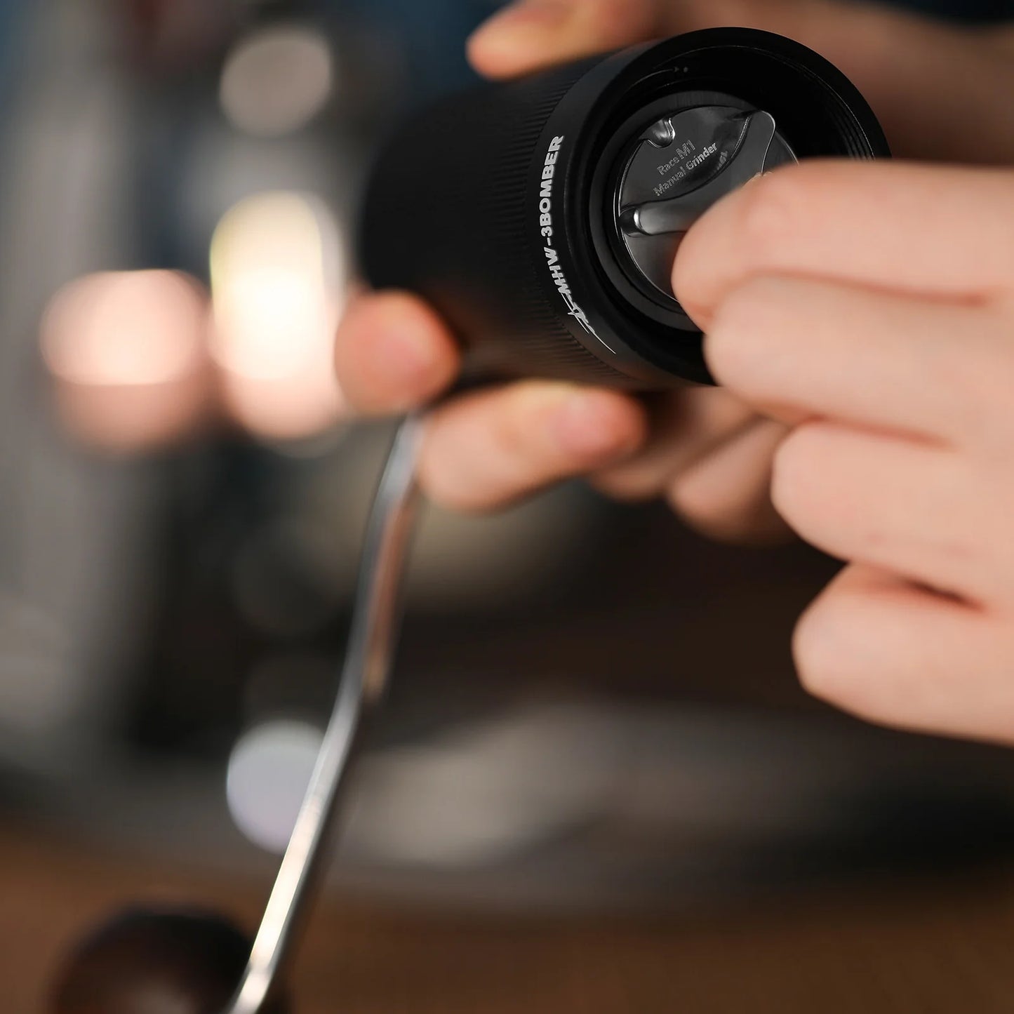 MHW-3BOMBER M1 MANUAL COFFEE GRINDER